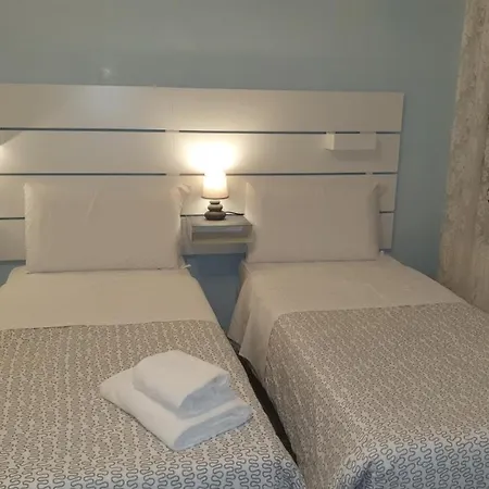 Casa Del Pozzo בית הארחה *